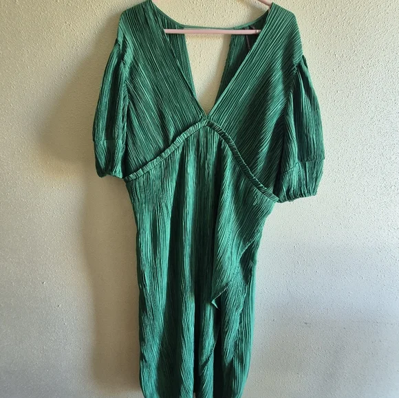 Anthropology Green Pleated V Neck Midi Dress Size Large - Picture 6 of 7